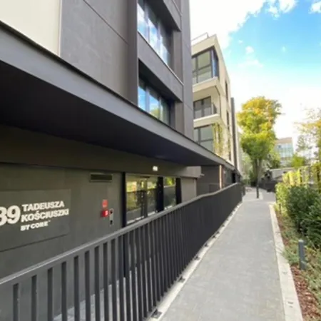 Deluxe Industrial Free Parking Appartement