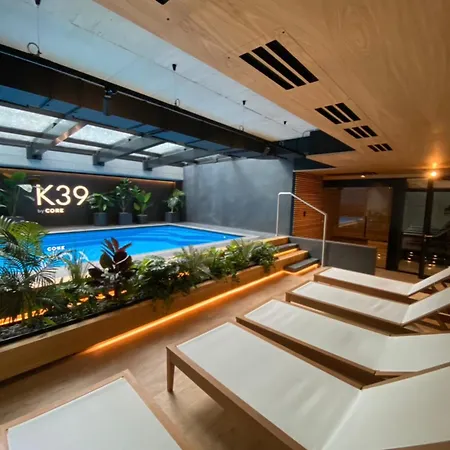 Apartment Deluxe Industrial Apartment Free Parking, Swimming Pool, Sauna & Gym Krakow
