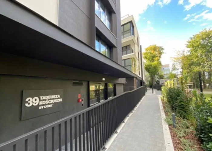 Deluxe Industrial Free Parking Appartement