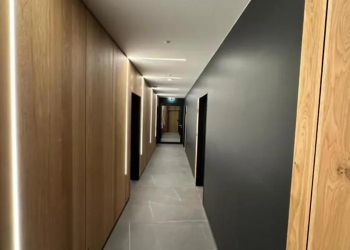 Deluxe Industrial Free Parking Appartement Cracovie